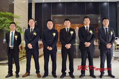 Q房網(wǎng)深圳東交易簽約中心正式揭牌，開啟房地產(chǎn)經(jīng)紀(jì)服務(wù)新篇章